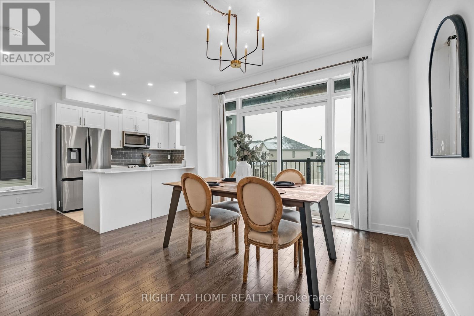 556 Tahoe Heights, Ottawa, Ontario  K1T 0X5 - Photo 17 - X12961766