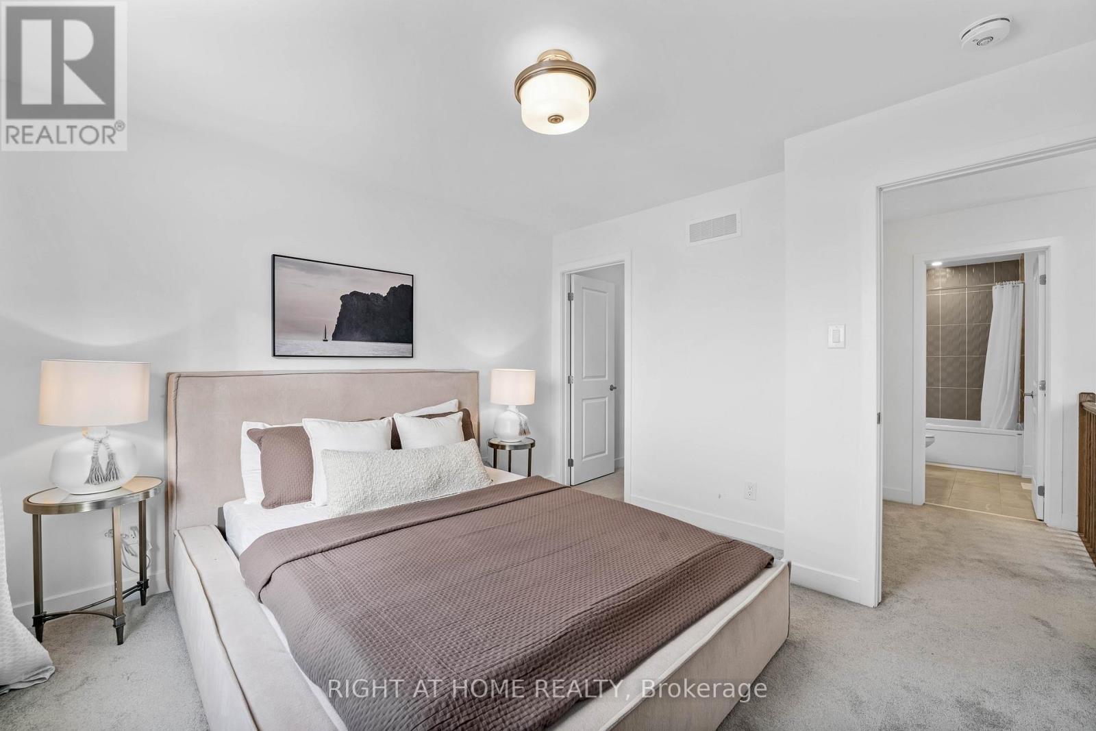 556 Tahoe Heights, Ottawa, Ontario  K1T 0X5 - Photo 31 - X12961766