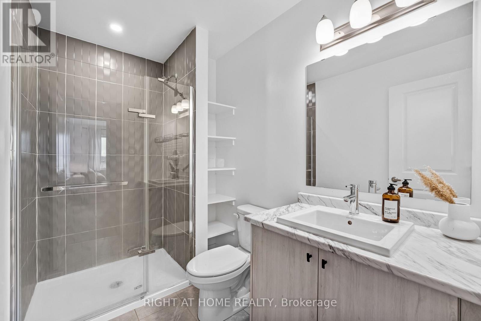 556 Tahoe Heights, Ottawa, Ontario  K1T 0X5 - Photo 33 - X12961766