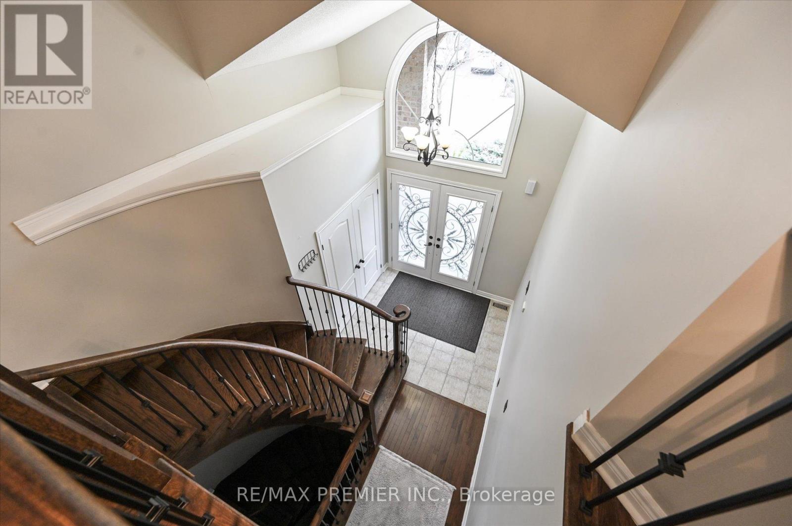 170 Ascalon Drive, Vaughan, Ontario  L6A 0M8 - Photo 17 - N12961334