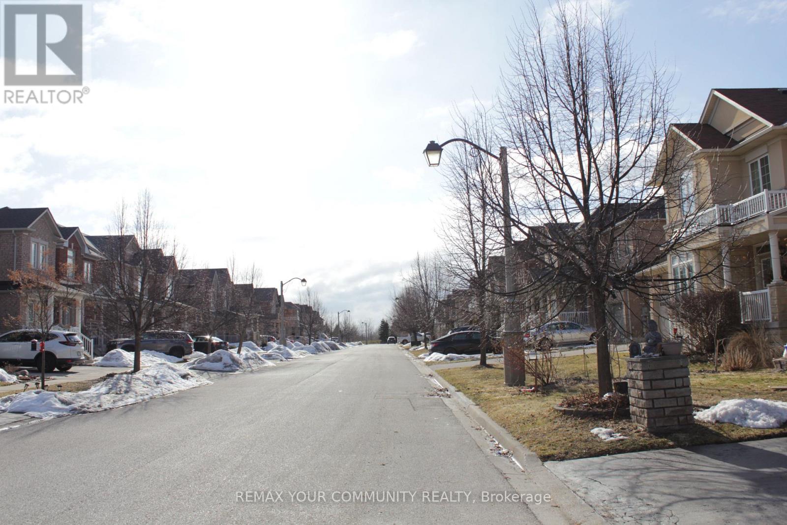 108 Cabin Trail Crescent, Whitchurch-Stouffville, Ontario L4A 0S7 - Photo 5 - N12934842