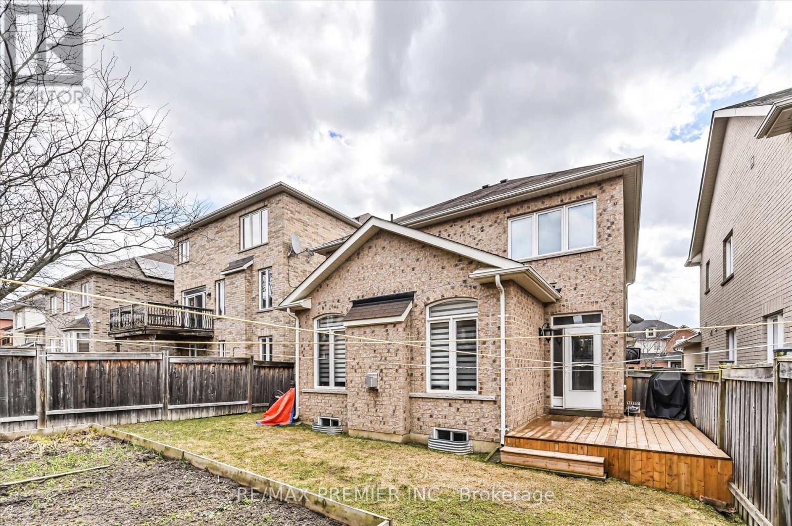 170 Ascalon Drive, Vaughan, Ontario  L6A 0M8 - Photo 35 - N12961334
