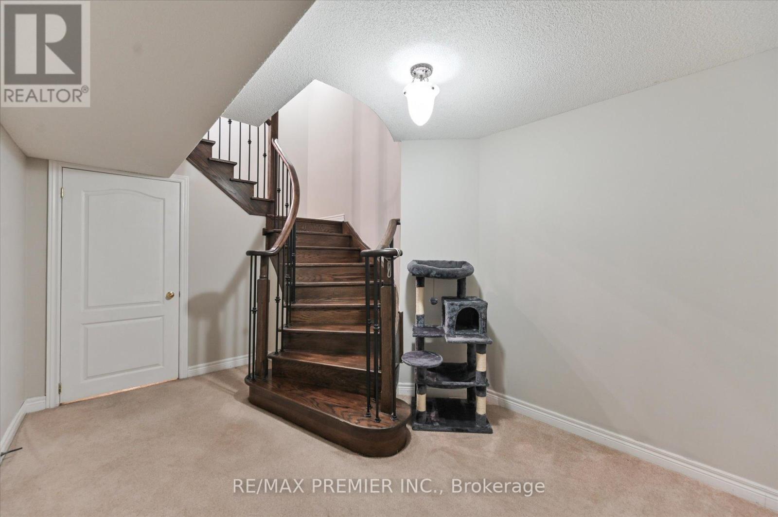 170 Ascalon Drive, Vaughan, Ontario  L6A 0M8 - Photo 32 - N12961334