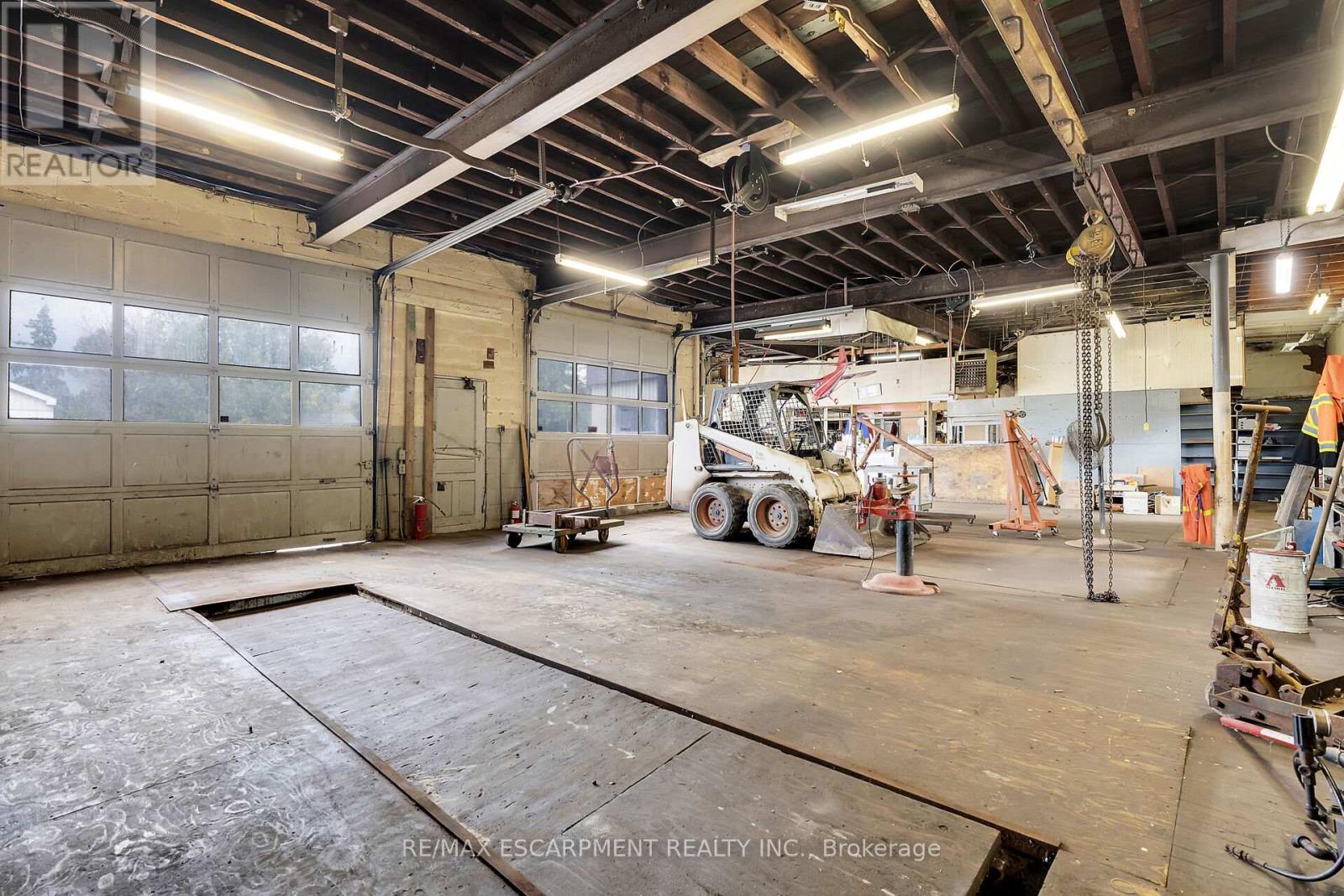 39 Talbot Street, Haldimand, Ontario  N0A 1E0 - Photo 7 - X12213773