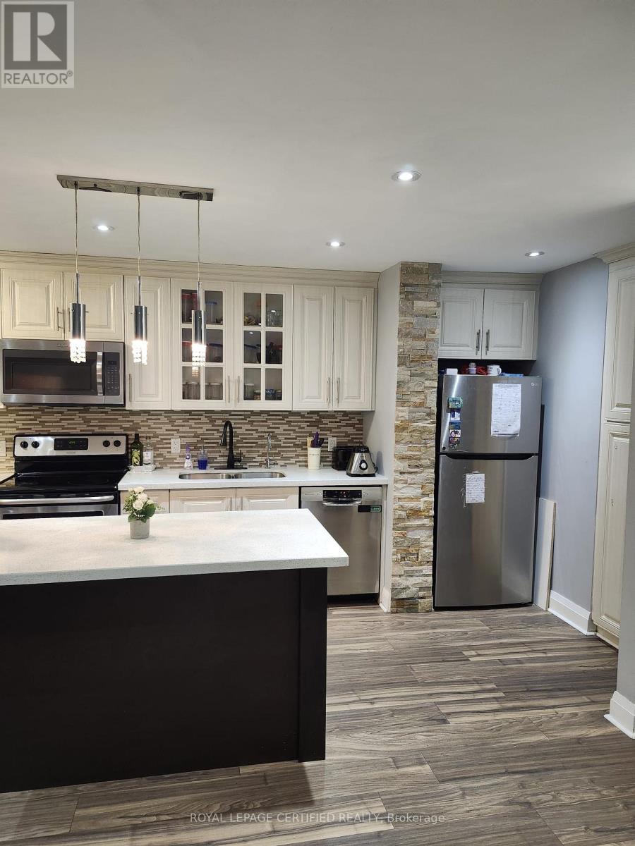 112 - 2095 Roche Court, Mississauga, Ontario  L5K 2C8 - Photo 8 - W12957958