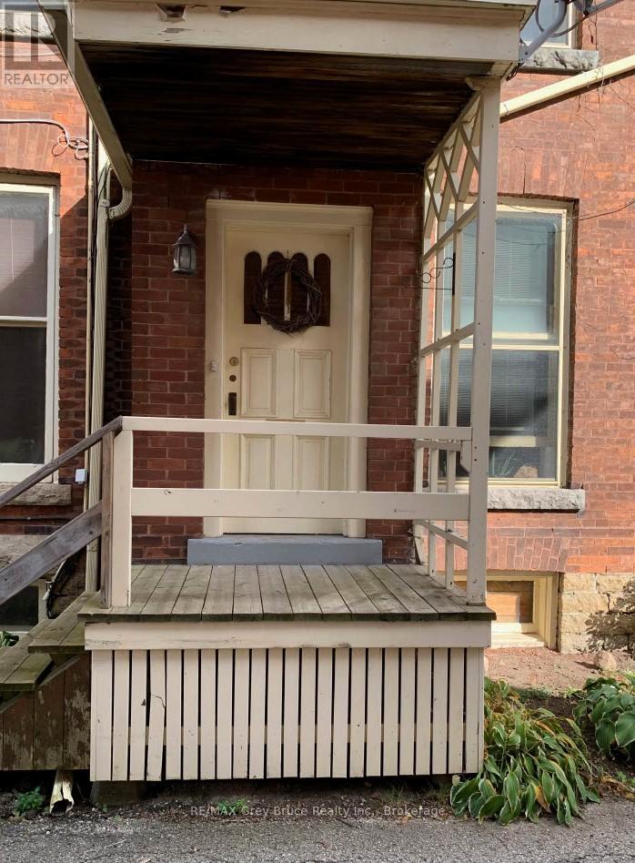 SUITE 2 - 235 10TH ST W, Owen Sound, Ontario