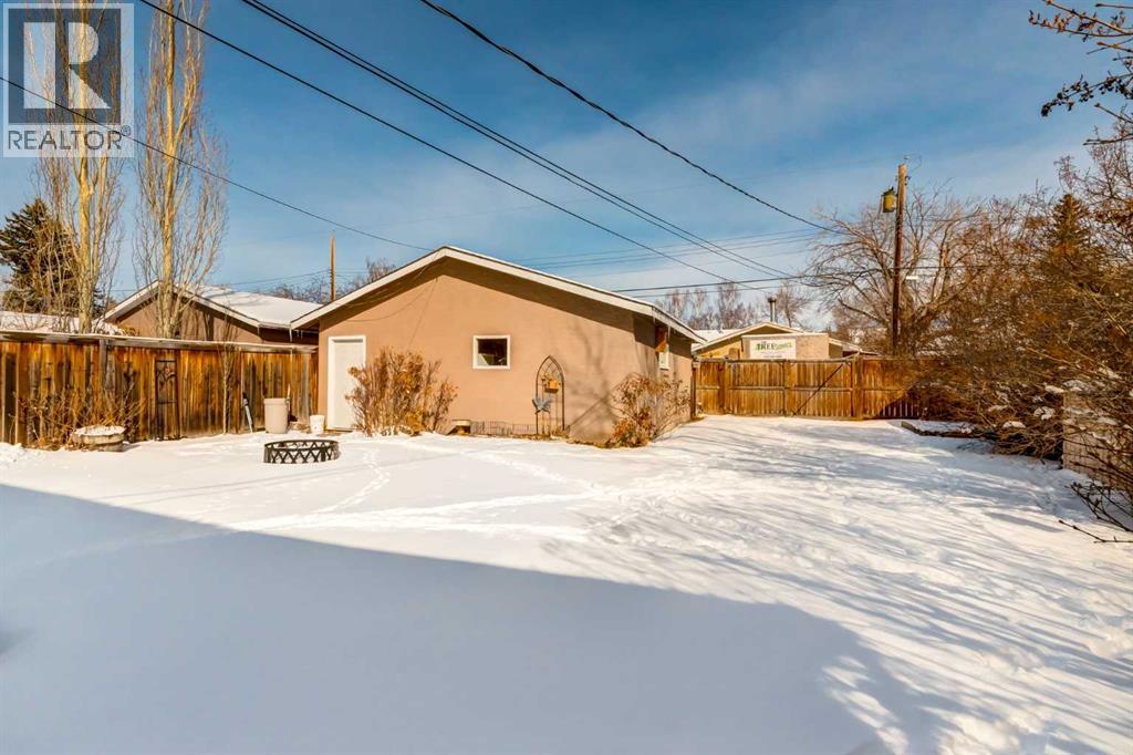 332 Avonburn Road SE, Calgary, Alberta  T2H 1N8 - Photo 43 - A2298574