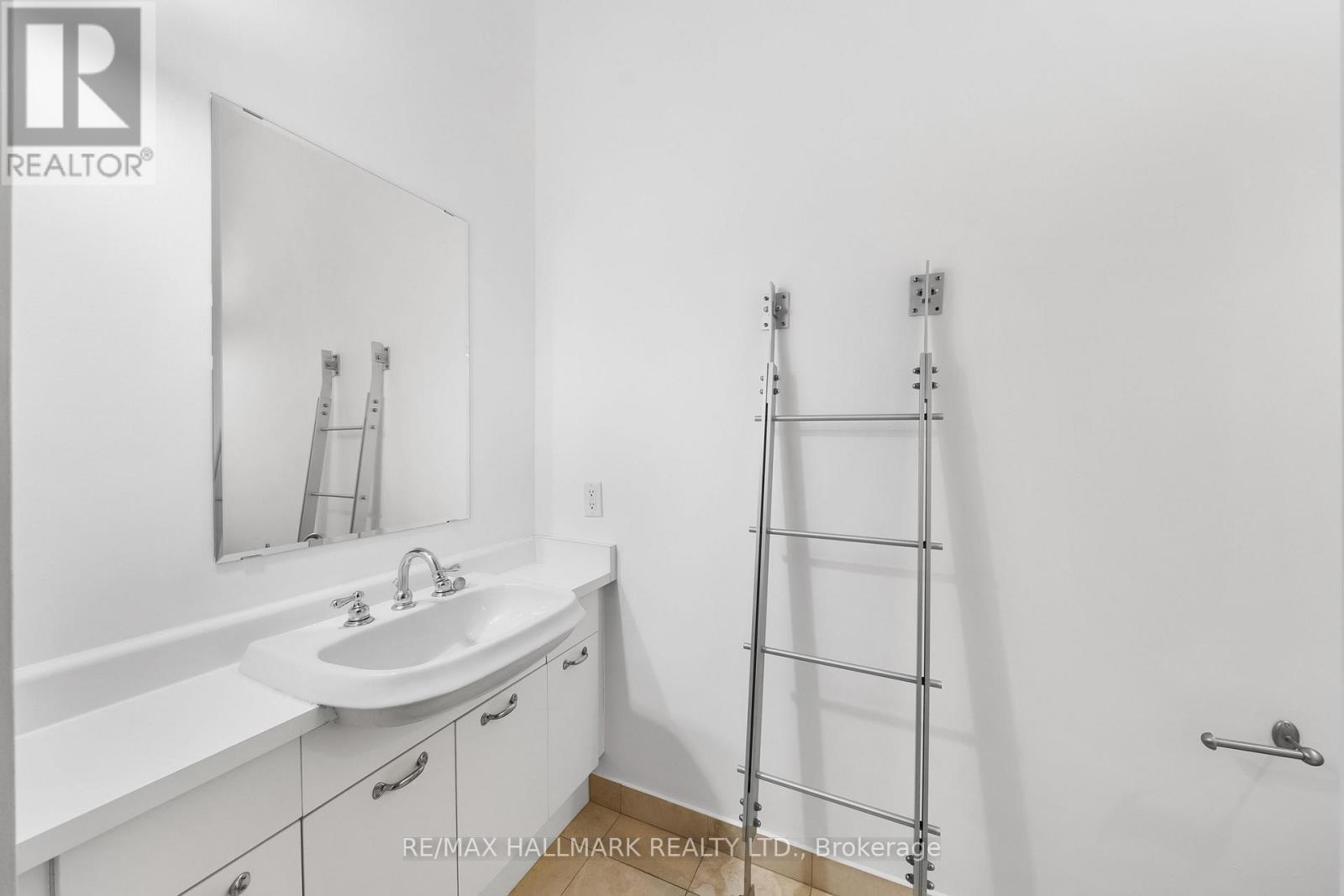 401 - 135 Dalhousie Street, Toronto, Ontario  M5B 2S1 - Photo 16 - C12961632