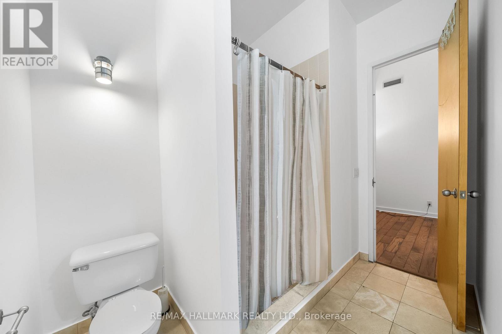 401 - 135 Dalhousie Street, Toronto, Ontario  M5B 2S1 - Photo 18 - C12961632