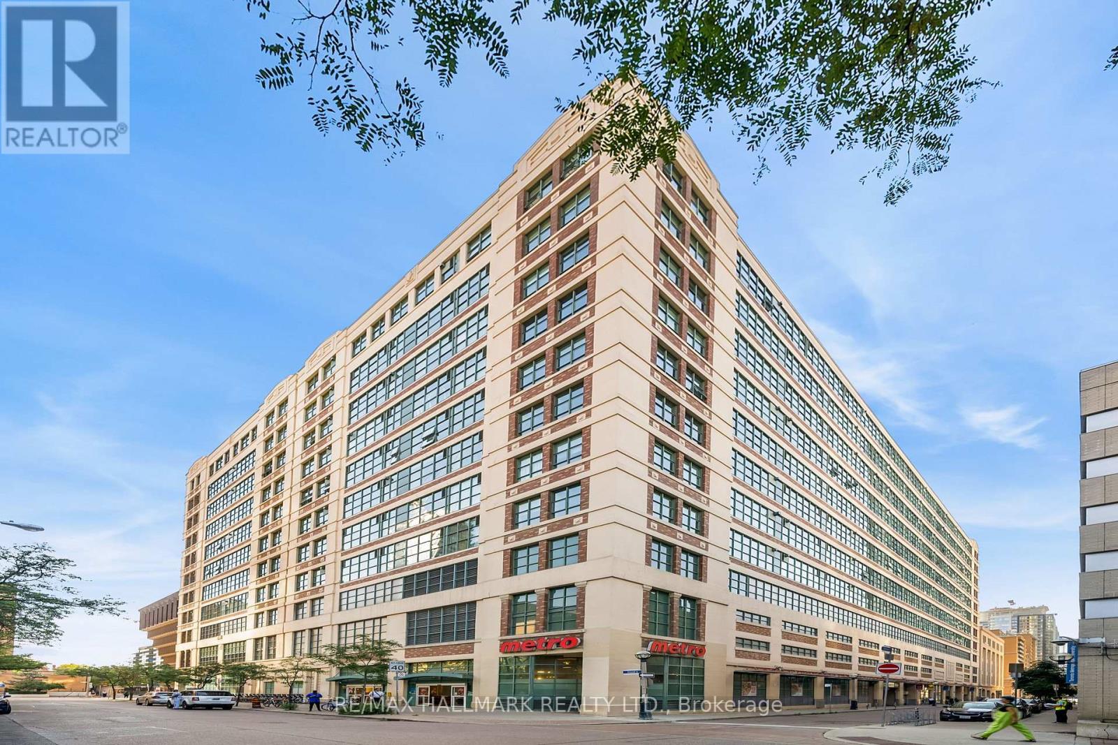 401 - 135 Dalhousie Street, Toronto, Ontario  M5B 2S1 - Photo 2 - C12961632