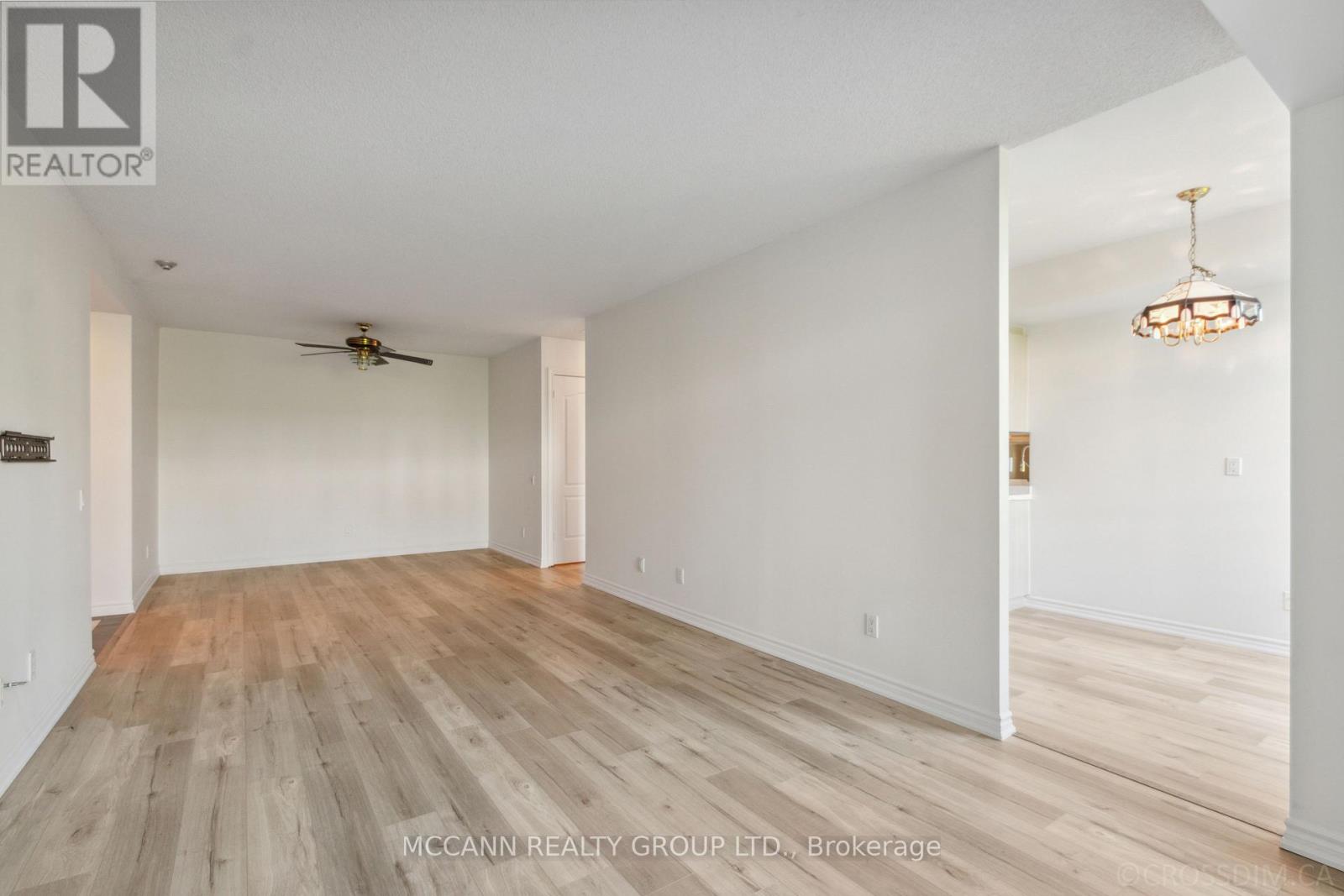 614 - 18 William Carson Crescent, Toronto, Ontario  M2P 2G6 - Photo 8 - C12961732