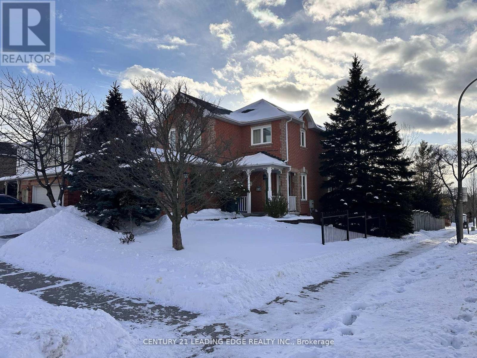 Main - 2 Vintage Drive, Whitby, Ontario  L1R 2M7 - Photo 2 - E12961612