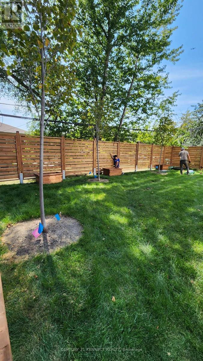 101 - 699 Sheppard Avenue E, Toronto, Ontario  M2K 0J5 - Photo 34 - C12960876