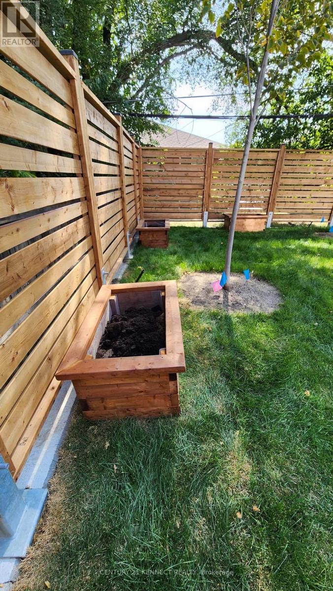 101 - 699 Sheppard Avenue E, Toronto, Ontario  M2K 0J5 - Photo 35 - C12960876