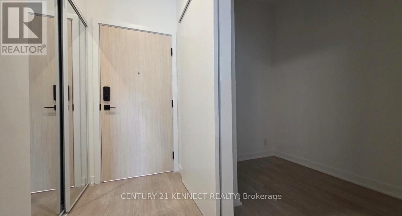 101 - 699 Sheppard Avenue E, Toronto, Ontario  M2K 0J5 - Photo 3 - C12960876