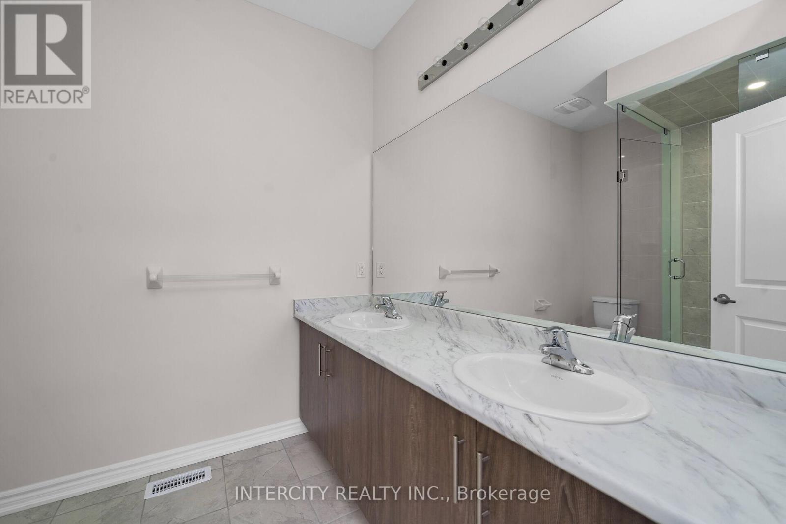 30 Radisson Street, Vaughan, Ontario  L4H 5J3 - Photo 20 - N12961604