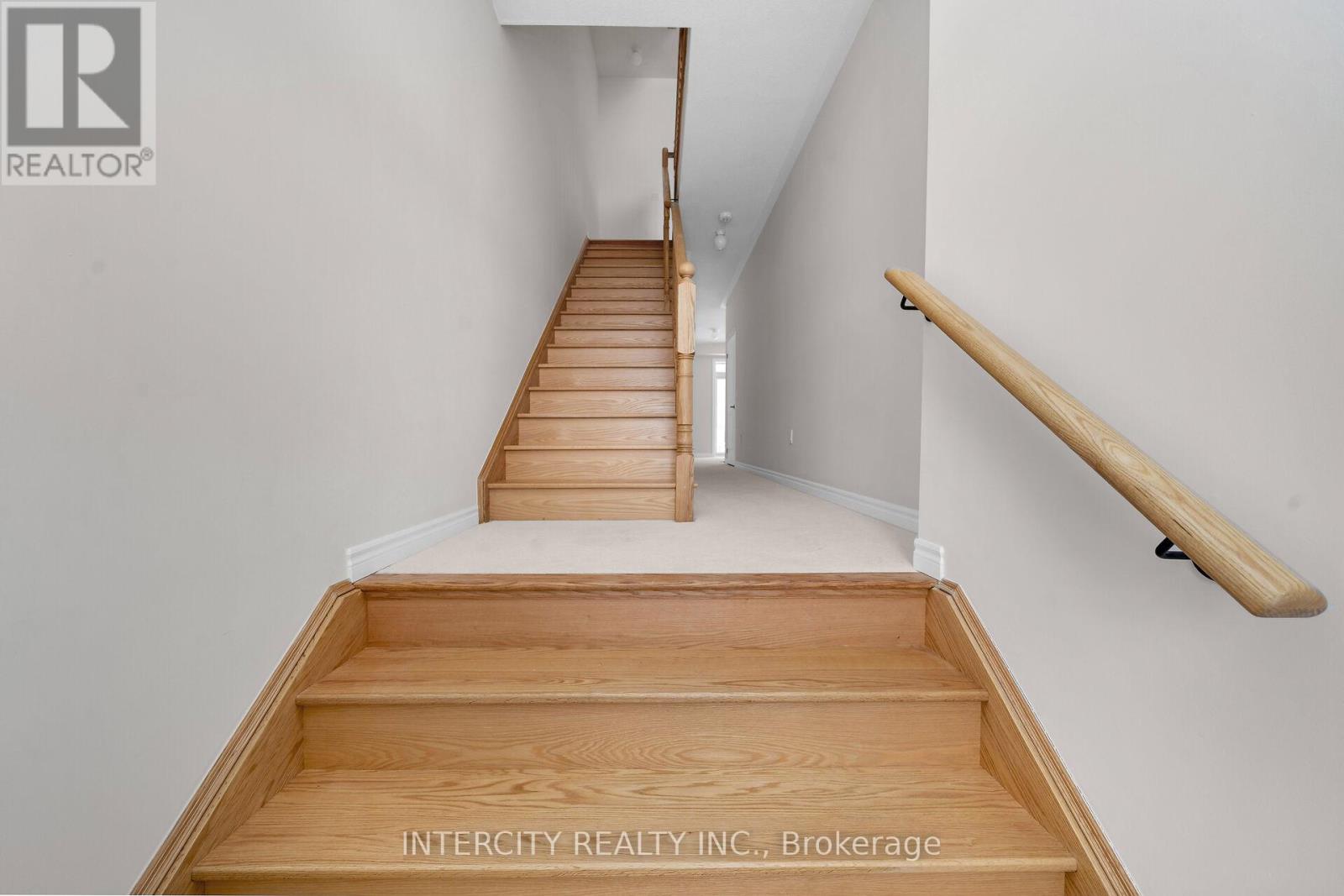 30 Radisson Street, Vaughan, Ontario  L4H 5J3 - Photo 4 - N12961604