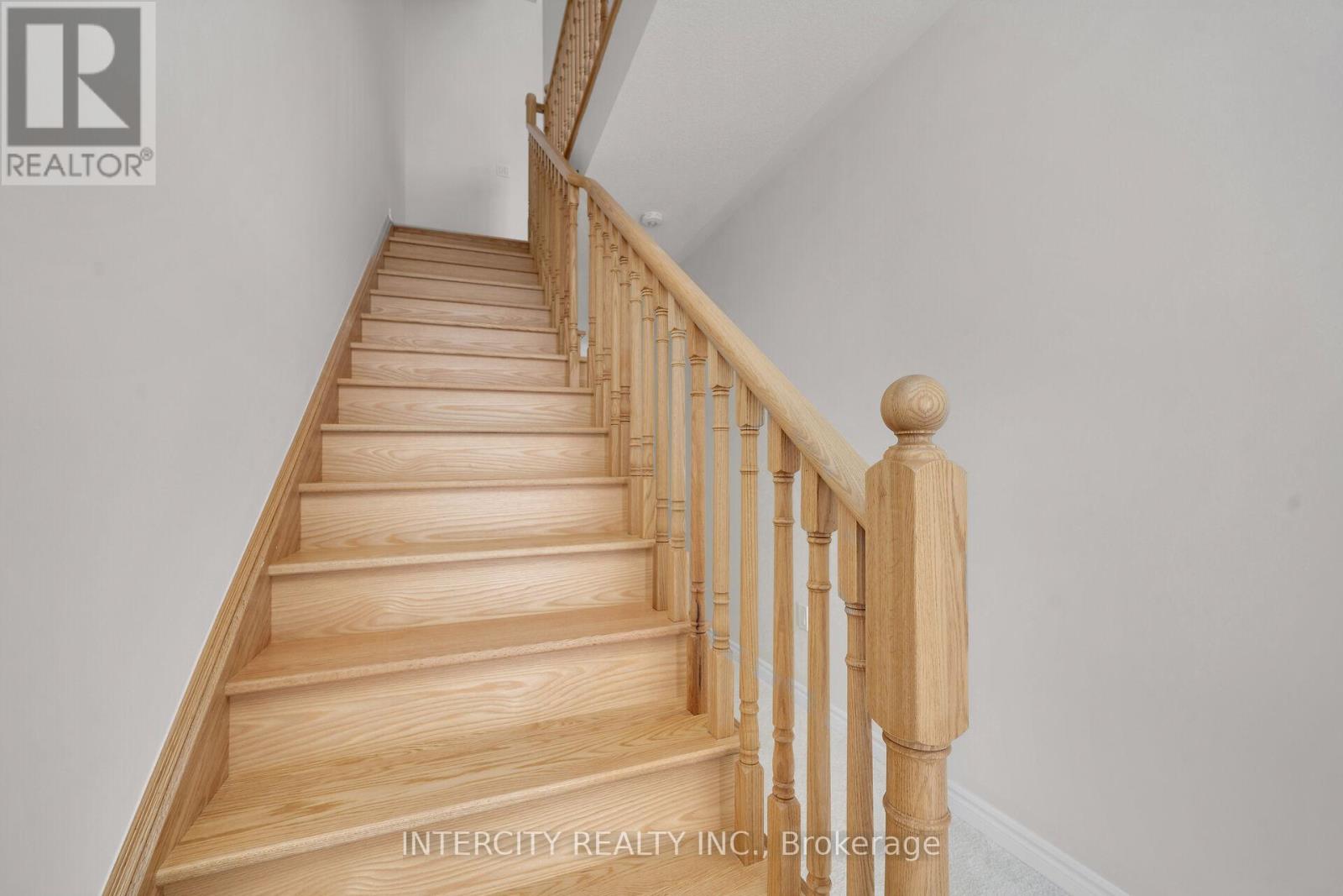 30 Radisson Street, Vaughan, Ontario  L4H 5J3 - Photo 8 - N12961604