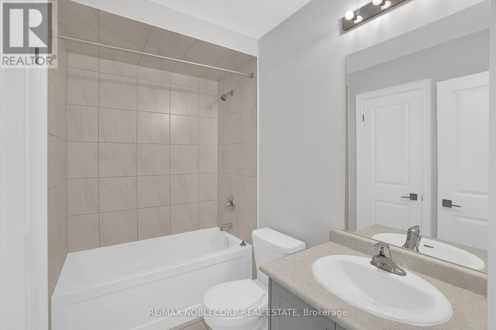 34 Alan Williams Trail, Uxbridge, Ontario  L9P 0R6 - Photo 23 - N12961618