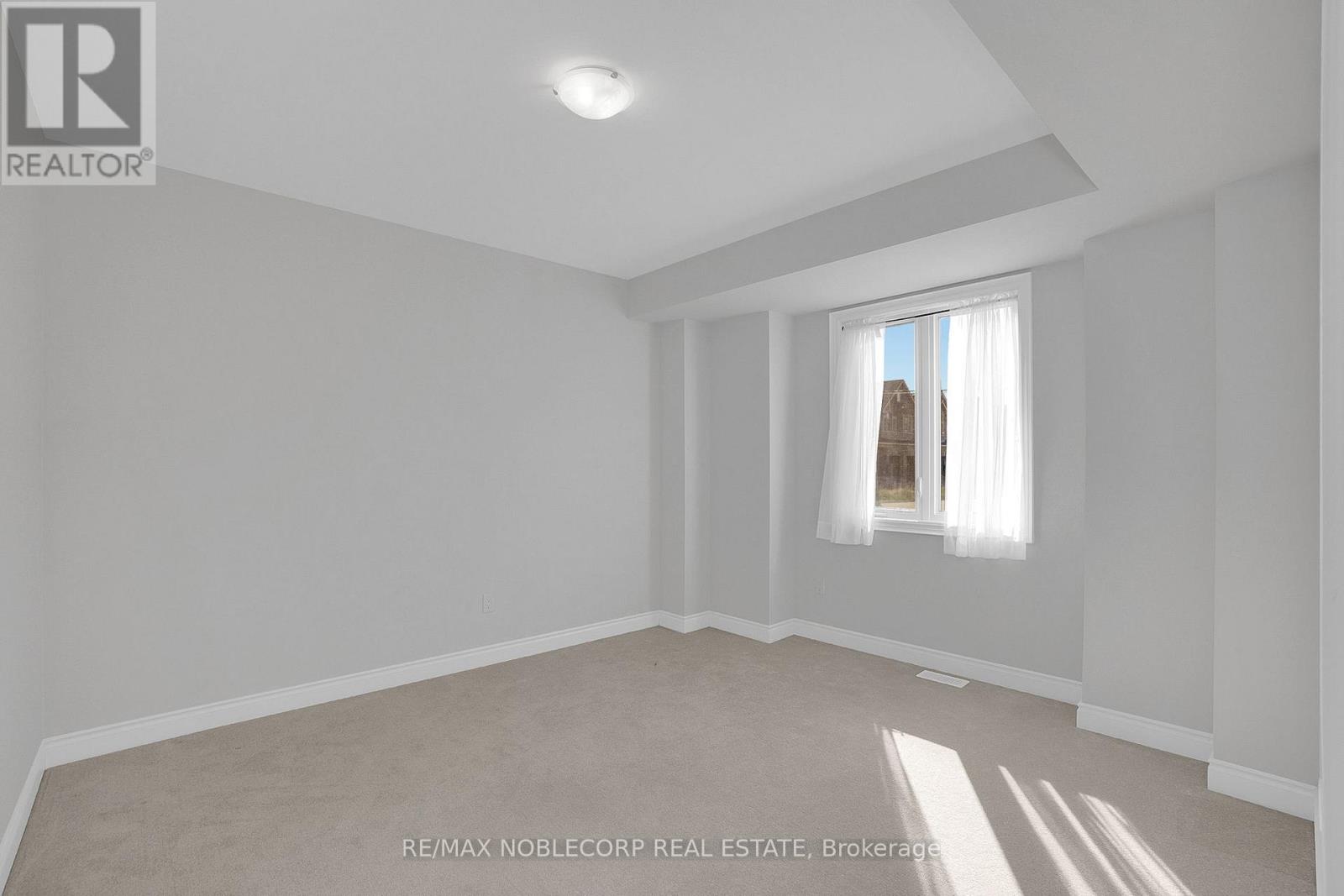 34 Alan Williams Trail, Uxbridge, Ontario  L9P 0R6 - Photo 29 - N12961618