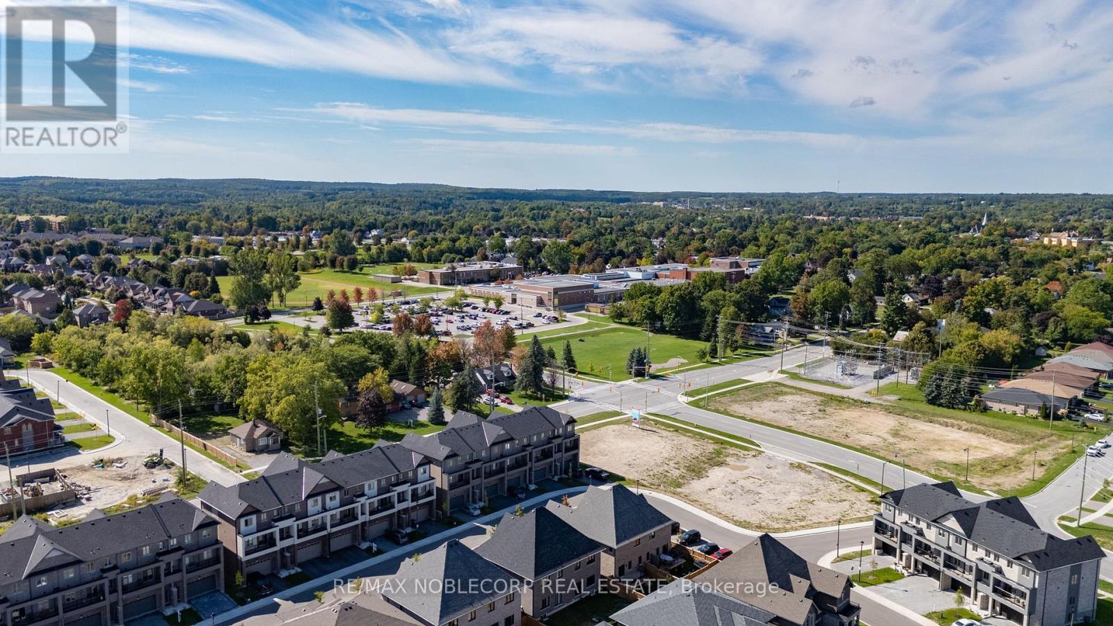 34 Alan Williams Trail, Uxbridge, Ontario  L9P 0R6 - Photo 32 - N12961618