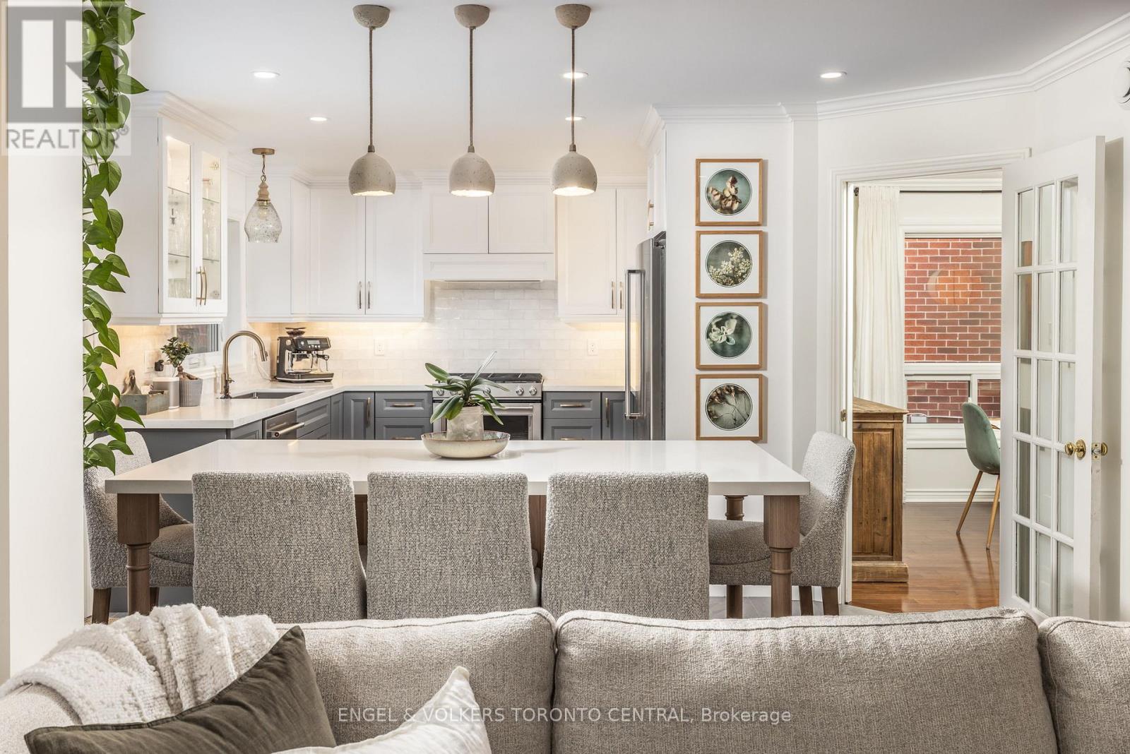 433 Lavas Road, Newmarket, Ontario  L3Y 8H4 - Photo 12 - N12961650