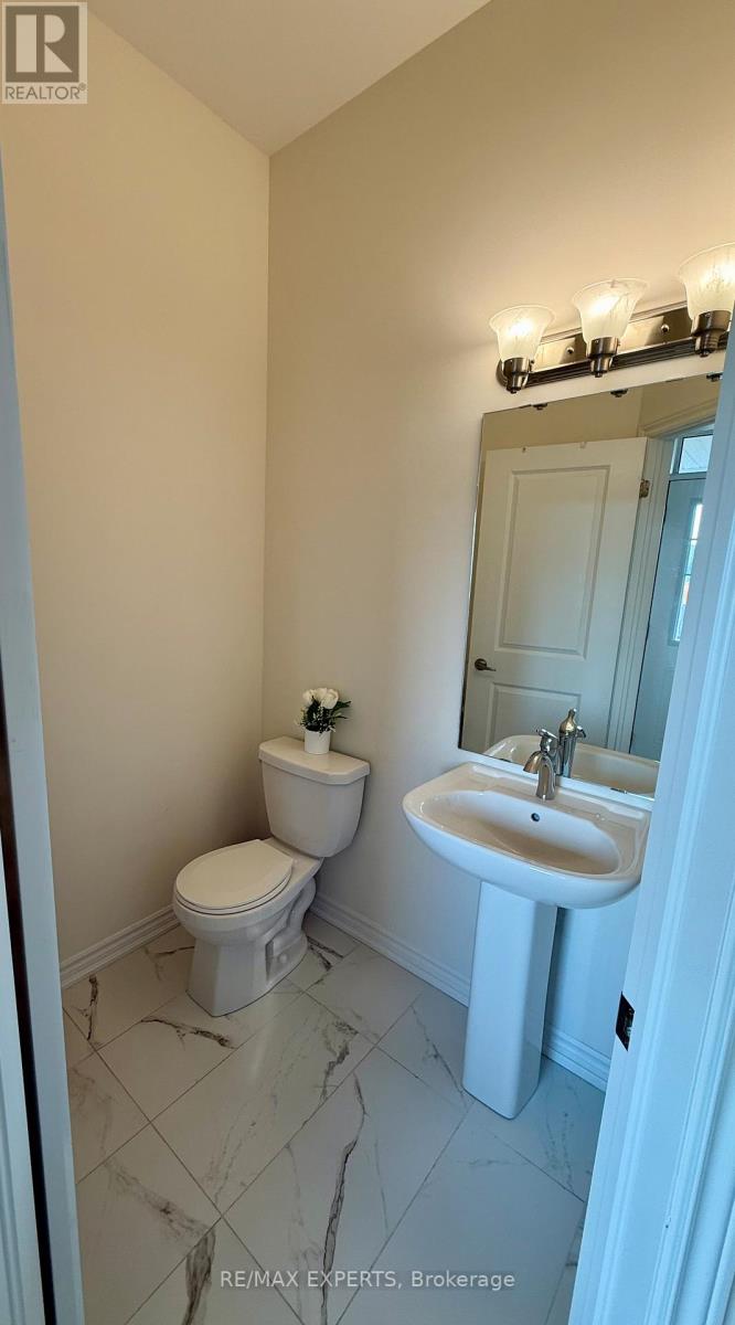 2229 Grainger Loop, Innisfil, Ontario  L9S 0N1 - Photo 26 - N12961744