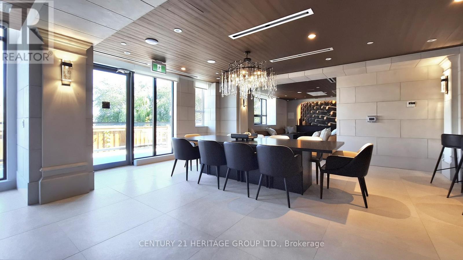 611 - 2075 King Road, King, Ontario  L7B 0R6 - Photo 17 - N12961794