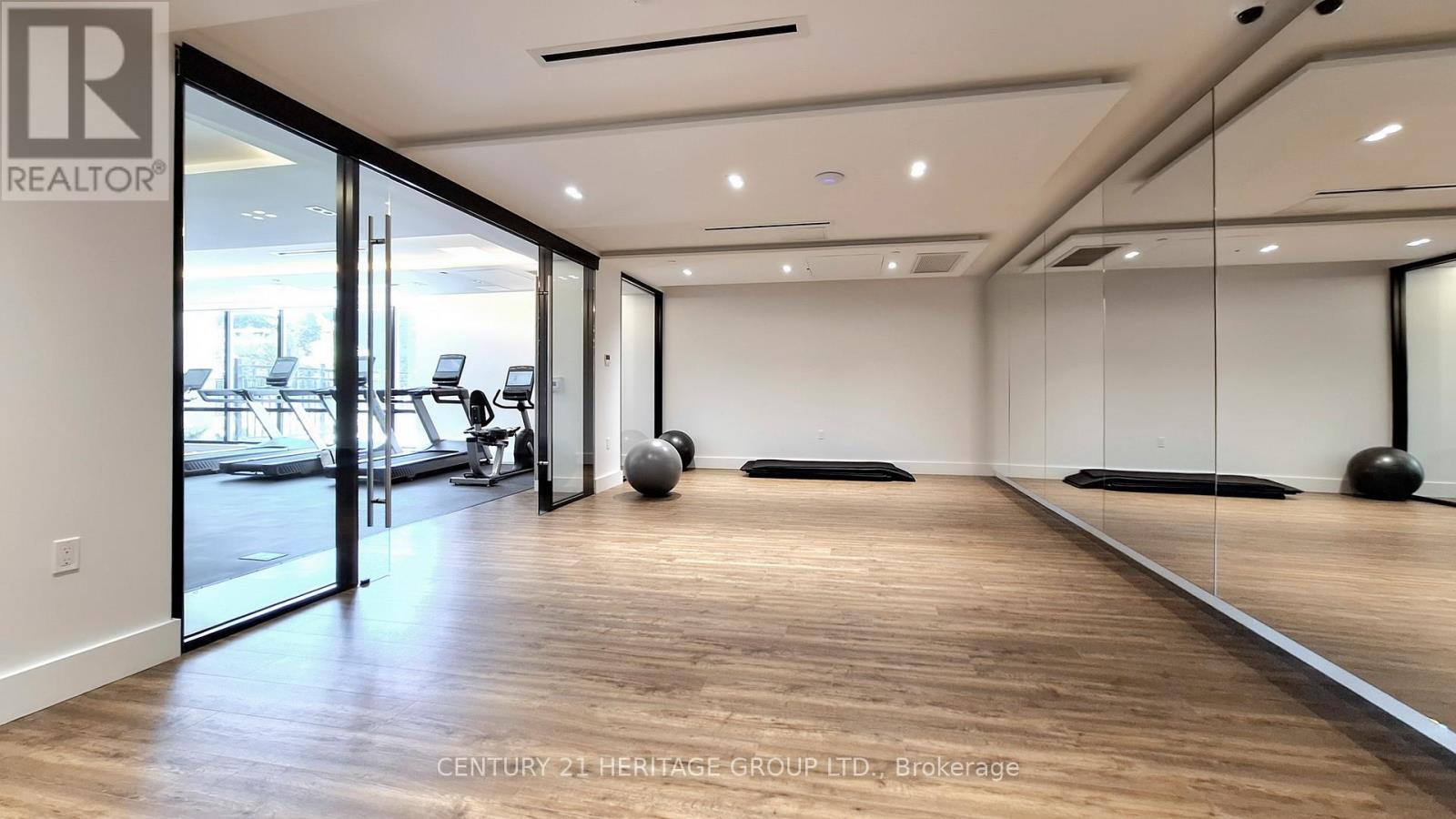 611 - 2075 King Road, King, Ontario  L7B 0R6 - Photo 24 - N12961794