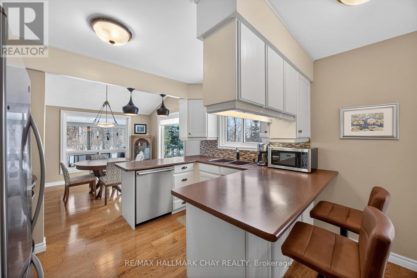 1075 6 Line S, Oro-Medonte, Ontario  L0L 2E0 - Photo 11 - S12961792