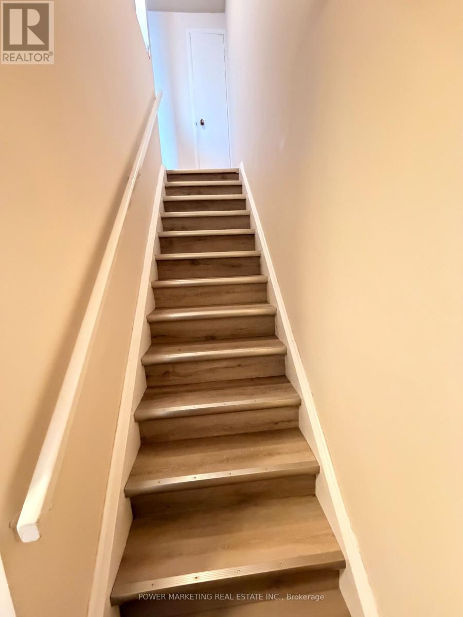 G - 1462 Heatherington Road, Ottawa, Ontario  K1V 6S1 - Photo 7 - X12961756