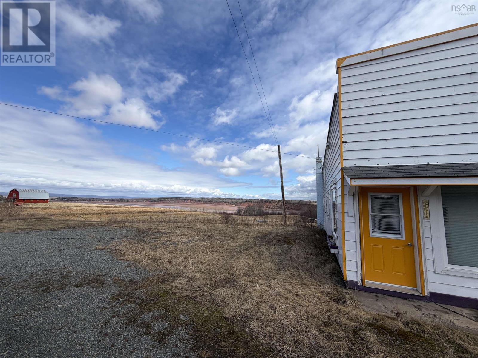 9281 Highway 215, Maitland, Nova Scotia  B0N 1T0 - Photo 2 - 202602690