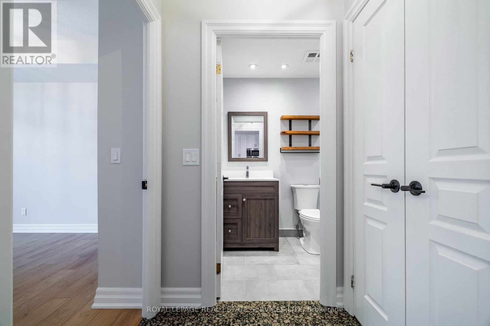 109 - 2083 Lake Shore Boulevard W, Toronto, Ontario  M8V 4G2 - Photo 11 - W12961606