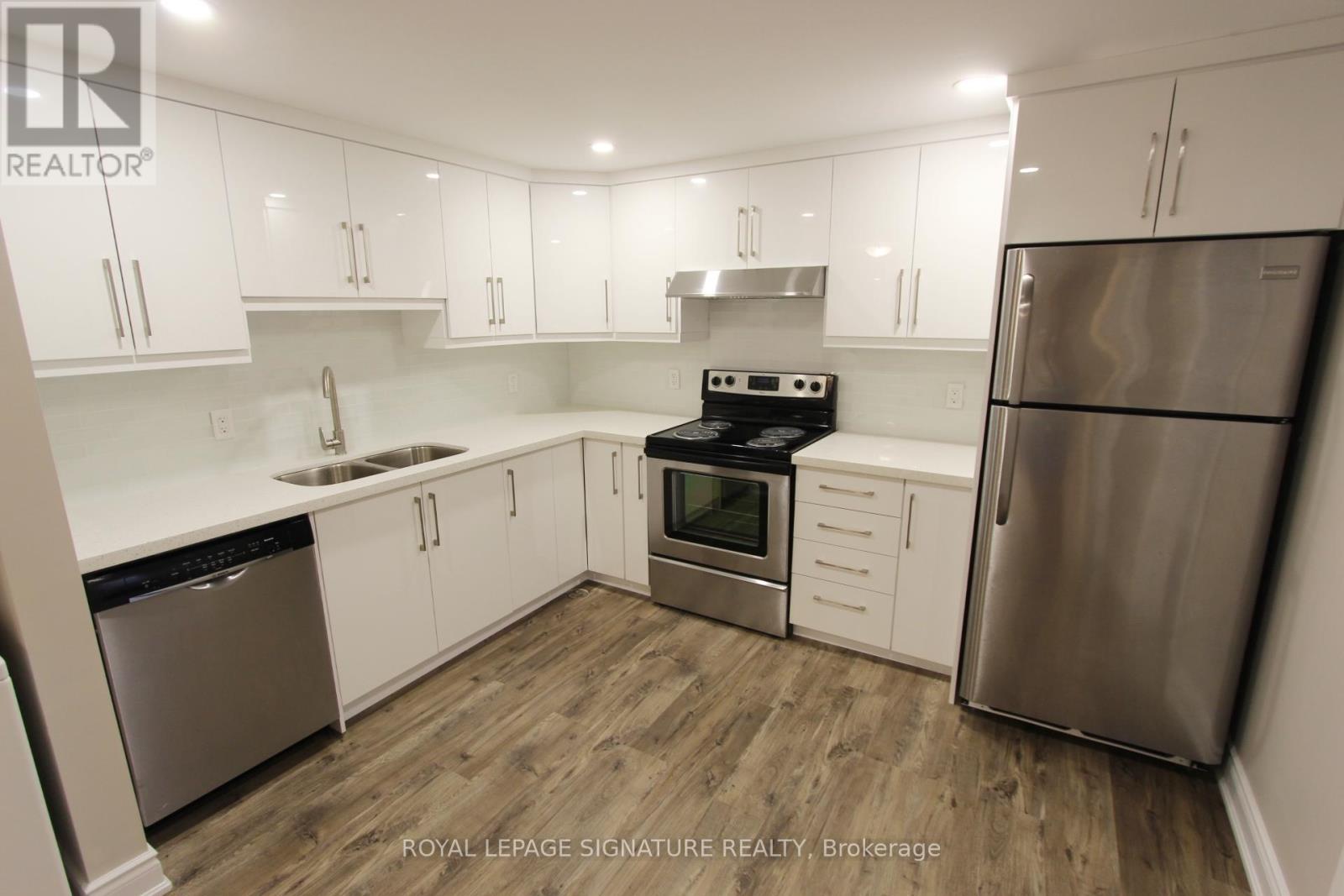 Bsmt - 100 Bonham Boulevard, Mississauga, Ontario  L5M 1C7 - Photo 2 - W12961640