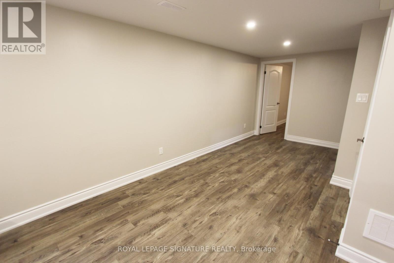 Bsmt - 100 Bonham Boulevard, Mississauga, Ontario  L5M 1C7 - Photo 7 - W12961640