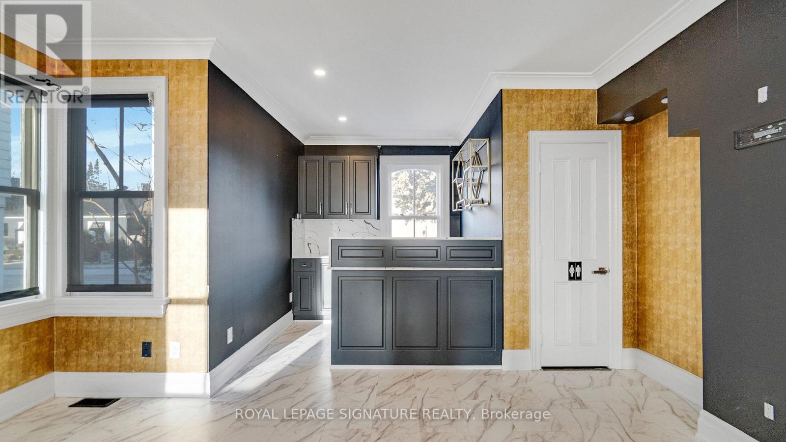 140 Trafalgar Road, Oakville, Ontario  L6J 3G5 - Photo 17 - W12961646