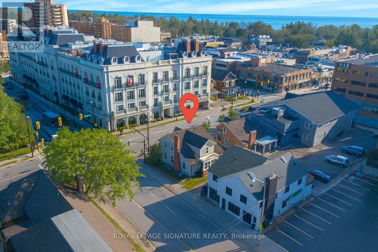 140 Trafalgar Road, Oakville, Ontario  L6J 3G5 - Photo 2 - W12961646