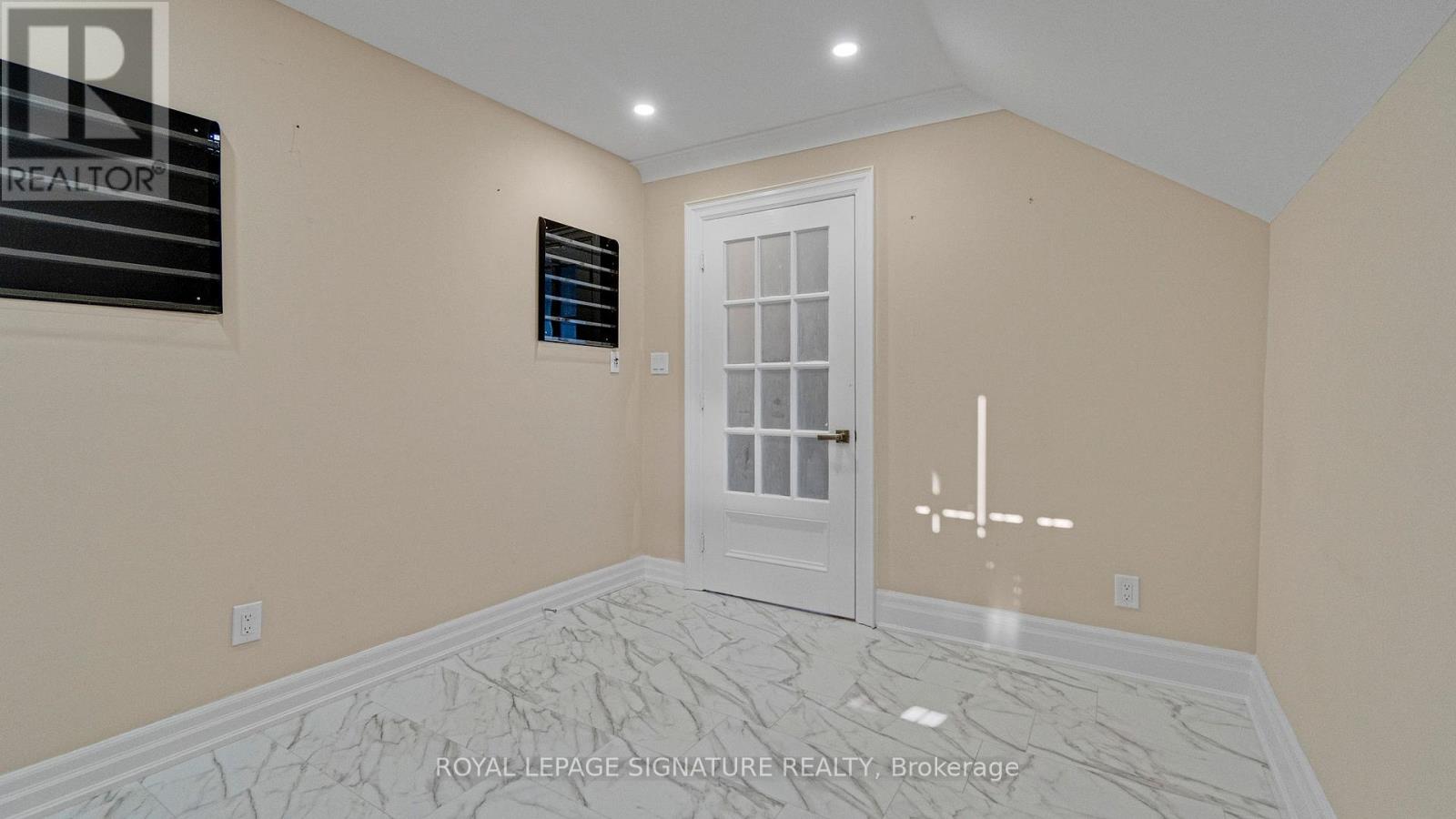 140 Trafalgar Road, Oakville, Ontario  L6J 3G5 - Photo 26 - W12961646