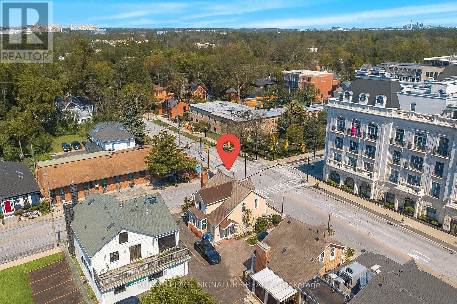 140 Trafalgar Road, Oakville, Ontario  L6J 3G5 - Photo 3 - W12961646