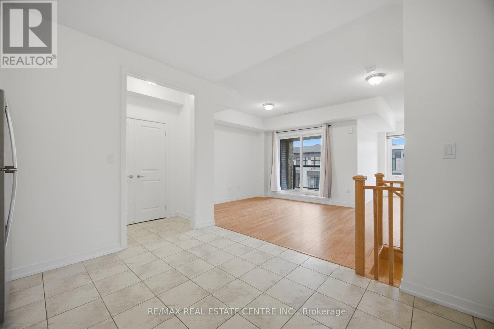 1551 Labine Point, Milton, Ontario  L9E 1V5 - Photo 15 - W12961694