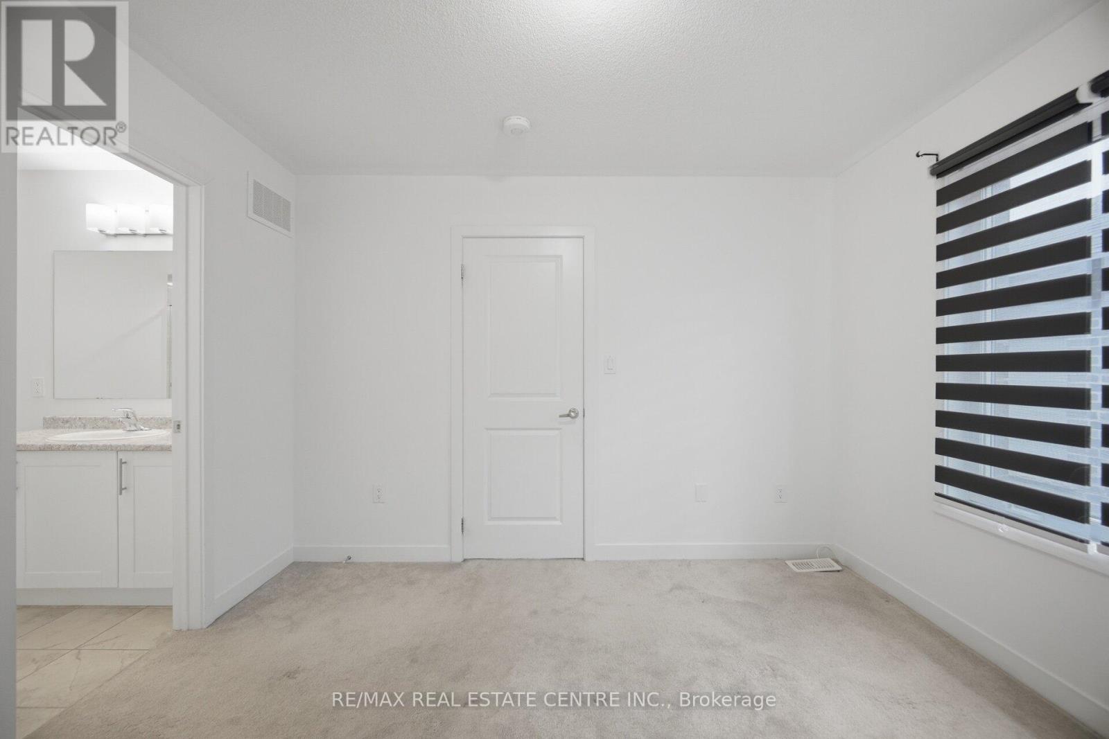 1551 Labine Point, Milton, Ontario  L9E 1V5 - Photo 18 - W12961694