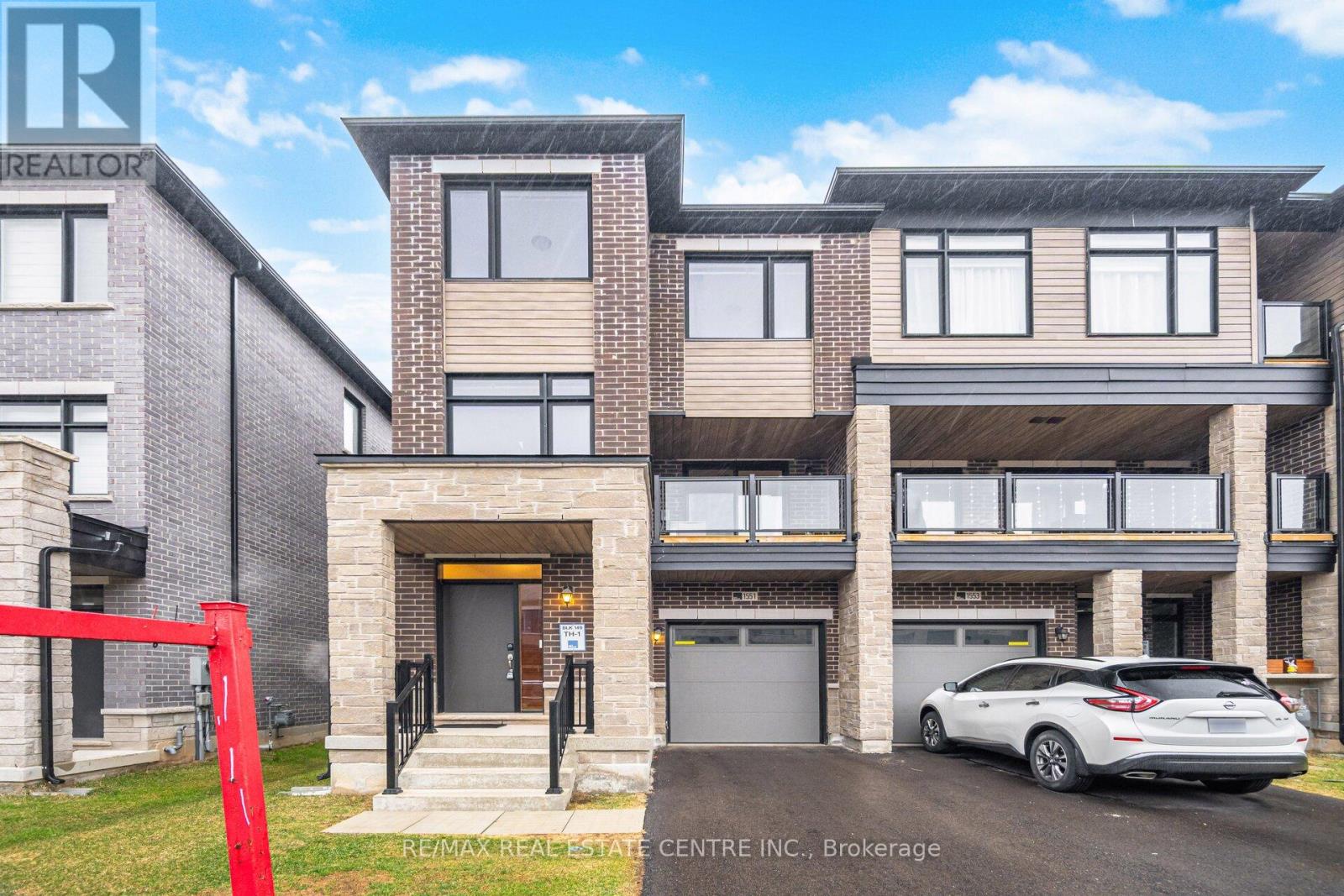 1551 Labine Point, Milton, Ontario  L9E 1V5 - Photo 2 - W12961694