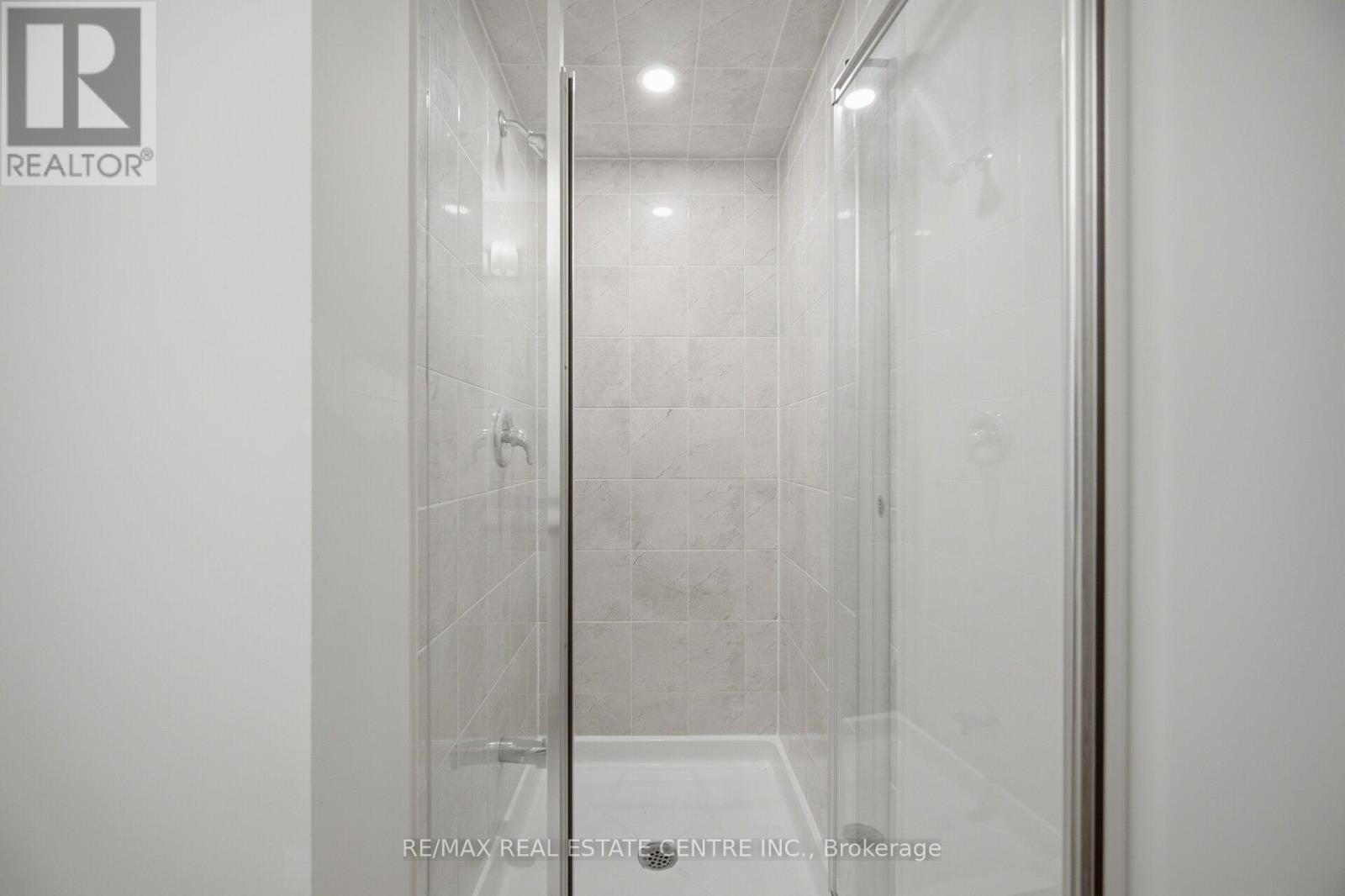 1551 Labine Point, Milton, Ontario  L9E 1V5 - Photo 22 - W12961694