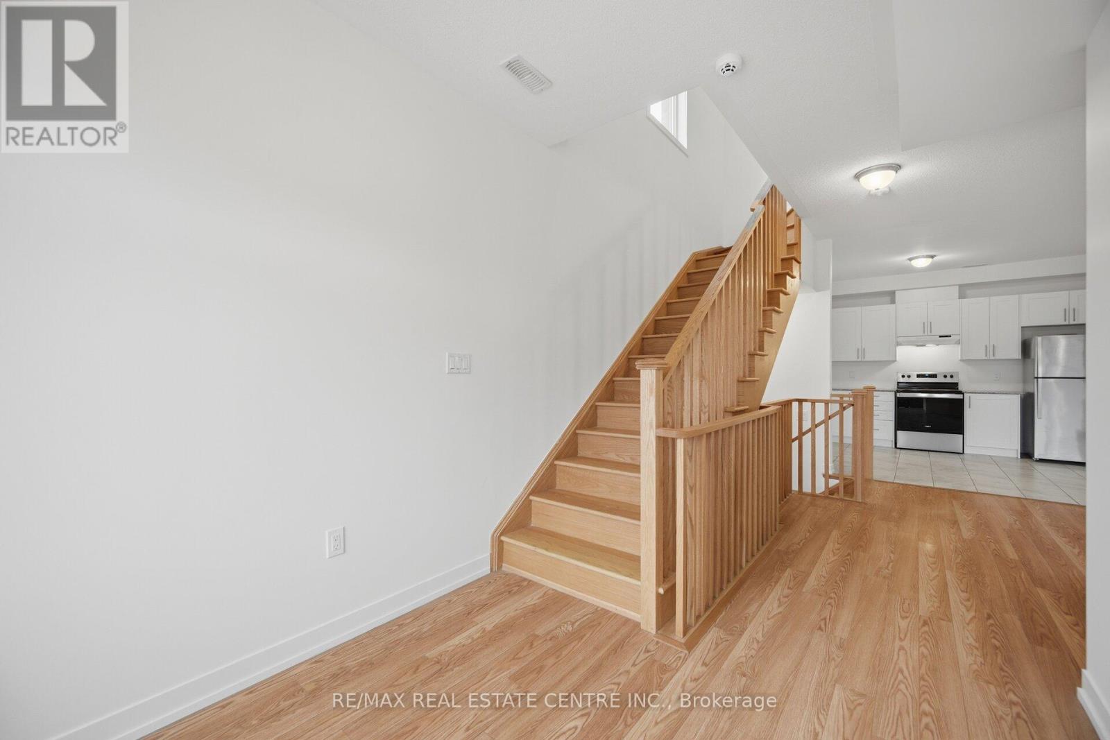 1551 Labine Point, Milton, Ontario  L9E 1V5 - Photo 23 - W12961694