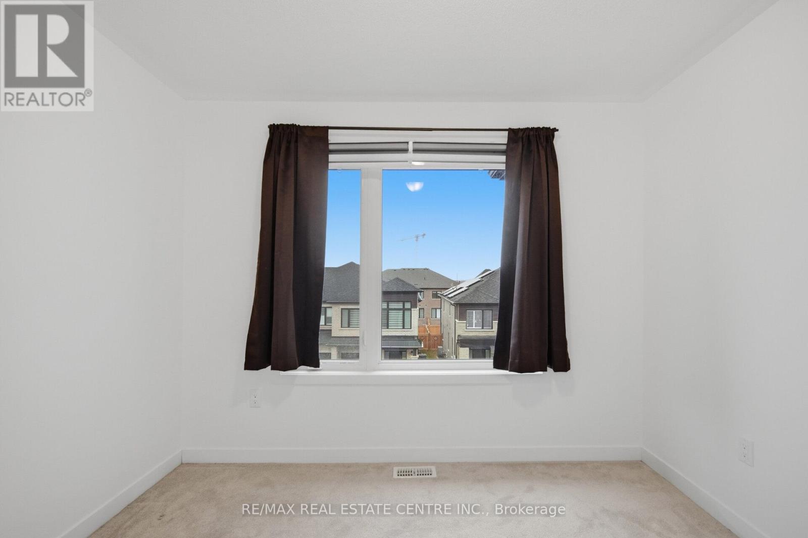 1551 Labine Point, Milton, Ontario  L9E 1V5 - Photo 29 - W12961694