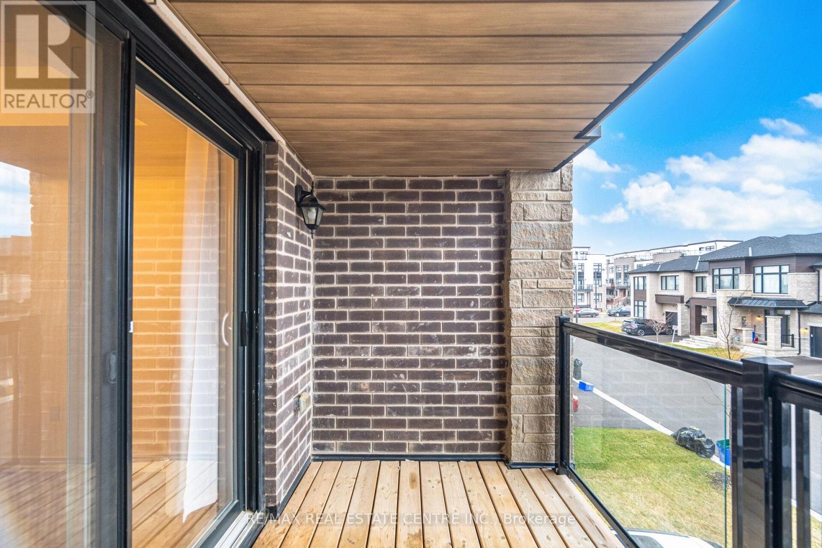 1551 Labine Point, Milton, Ontario  L9E 1V5 - Photo 38 - W12961694