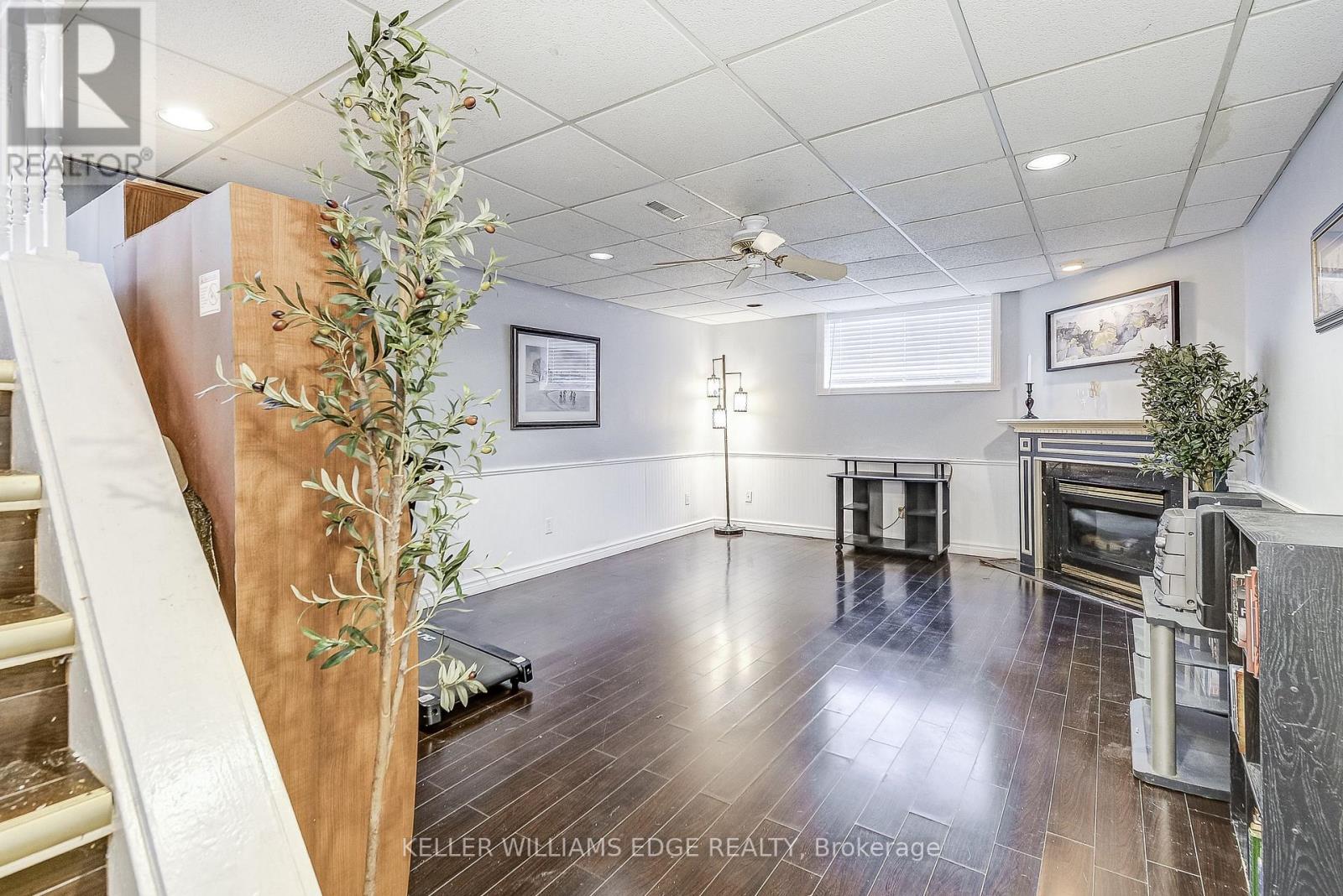 2145 Sandringham Drive, Burlington, Ontario  L7P 1T8 - Photo 19 - W12961720