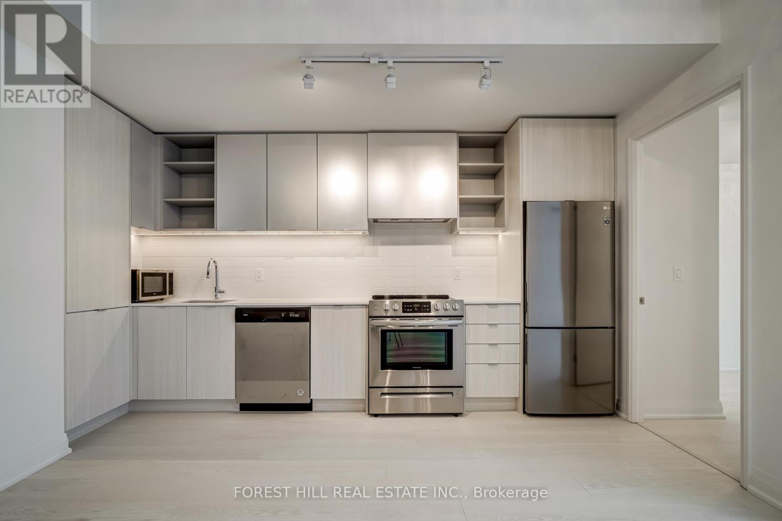 1008 - 10 Gibbs Road, Toronto, Ontario  M9B 0E2 - Photo 10 - W12961734