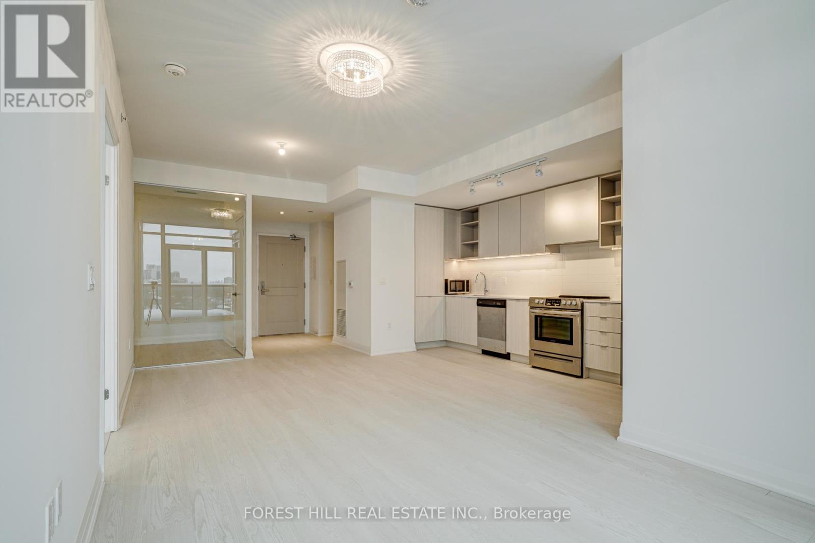 1008 - 10 Gibbs Road, Toronto, Ontario  M9B 0E2 - Photo 9 - W12961734