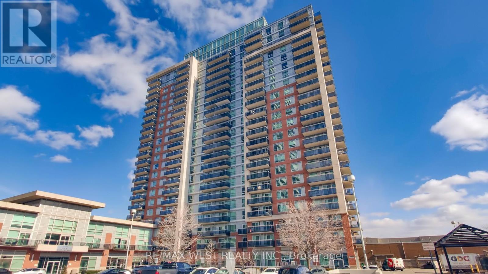 2108 - 215 QUEEN STREET E, Brampton, Ontario